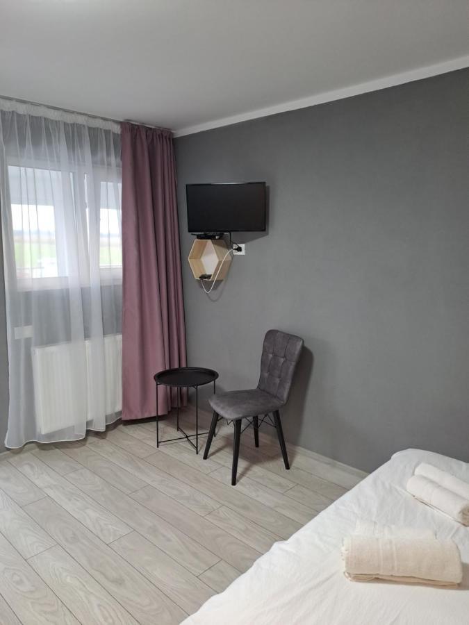 La Izvoare Pensiune-Păstrăvărie Sîmbăta de Sus Exterior foto