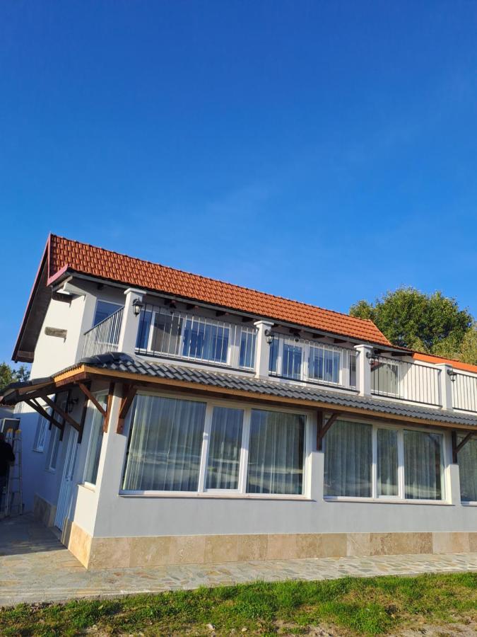 La Izvoare Pensiune-Păstrăvărie Sîmbăta de Sus Exterior foto