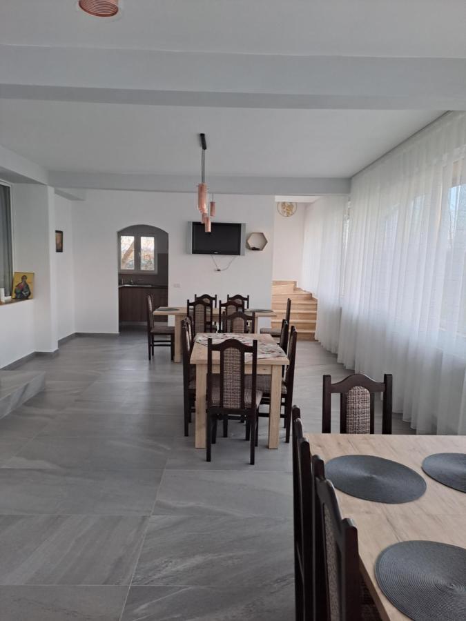 La Izvoare Pensiune-Păstrăvărie Sîmbăta de Sus Exterior foto