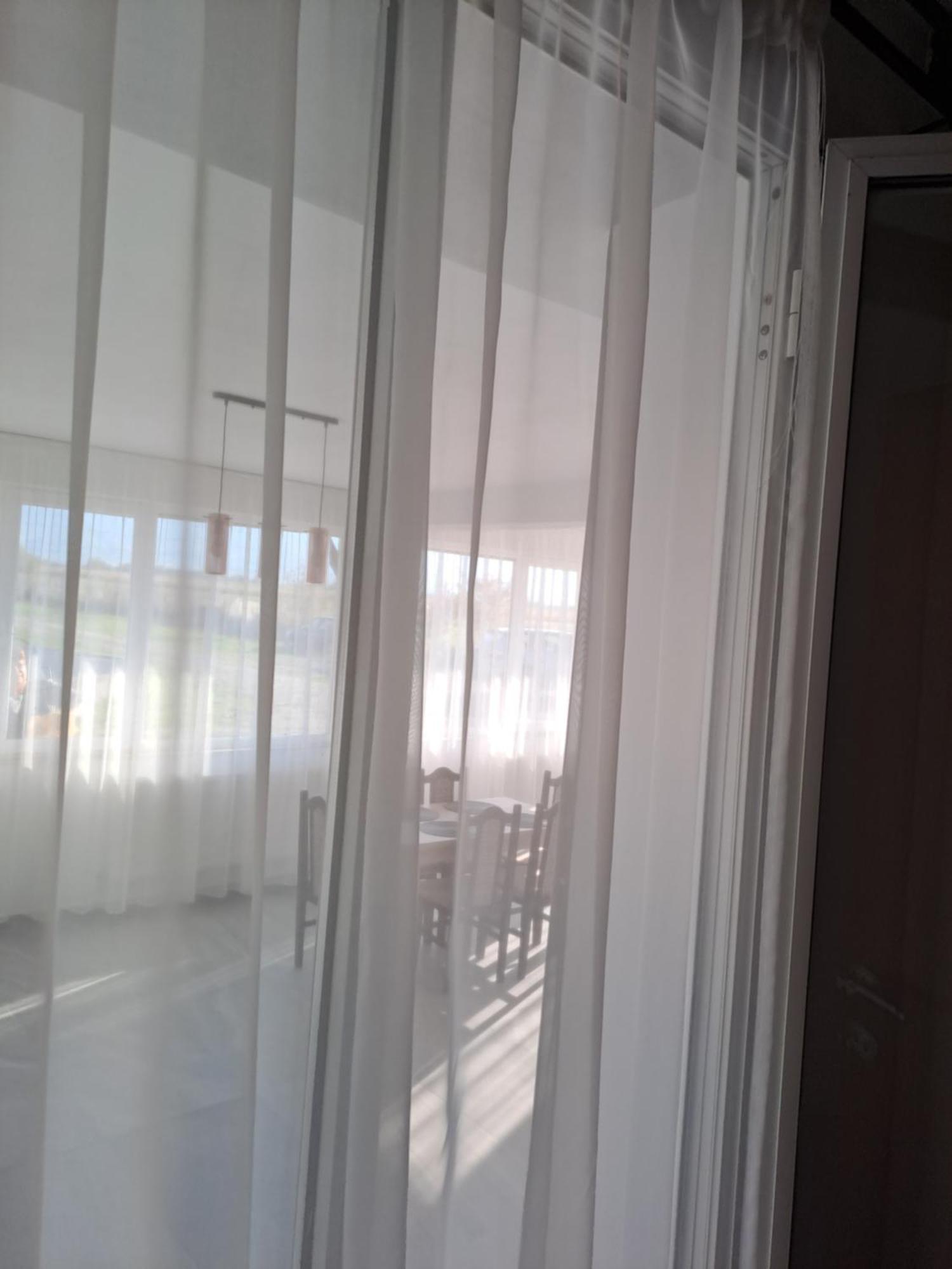 La Izvoare Pensiune-Păstrăvărie Sîmbăta de Sus Cameră foto